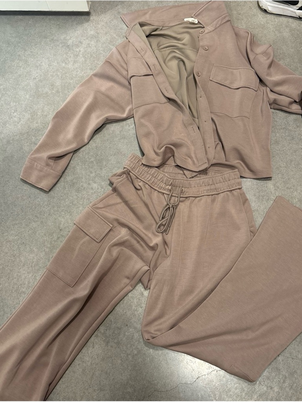 Women's Taupe Set